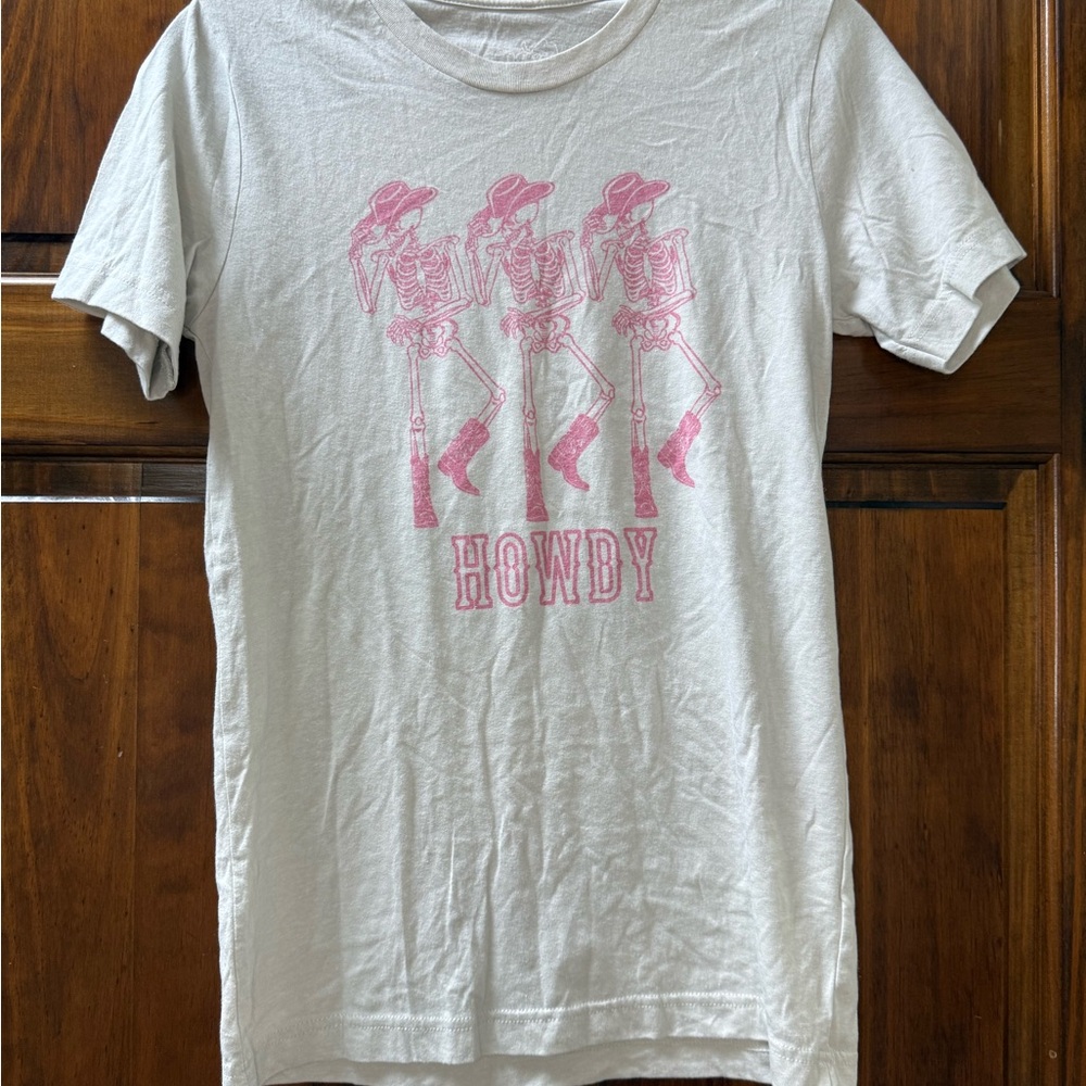 Howdy Skeleton Graphic Tee - Short Sleeve